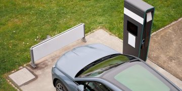 The Future of Electric Vehicles: Charging Challenges in the US - Cover Image